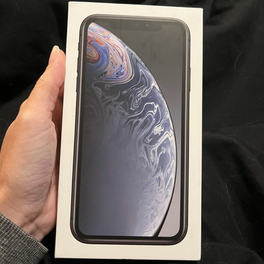 Like new iPhone XR-  black